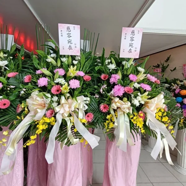 喪禮高架花籃A_弘曜花藝版權所有